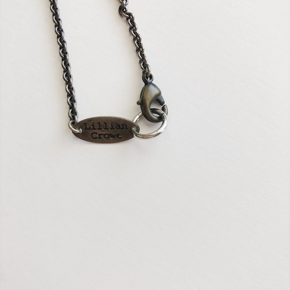 Lillian Crowe Anatomical Heart Necklace - Picture 4 of 7